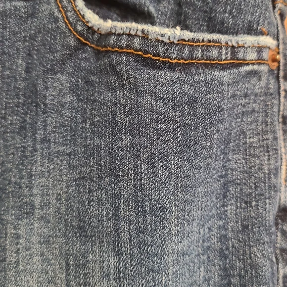 Classic Blue Women's Jeans - Picture 4 of 9